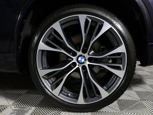 Used 2018 BMW X5 xDrive50i w/ M Sport Package image 44