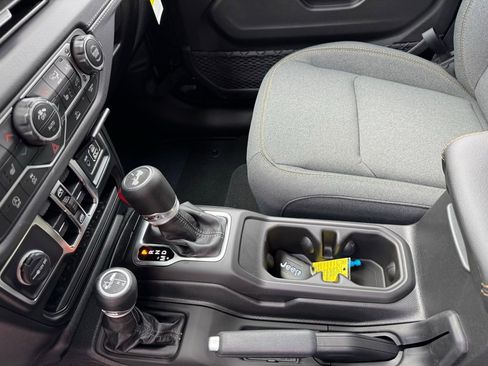 New 2025 Jeep Wrangler Sahara w/ Technology Group image 14