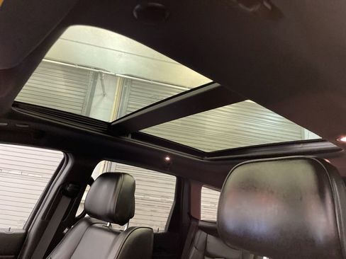 Used 2020 Jeep Grand Cherokee High Altitude AWD/4WD image 19