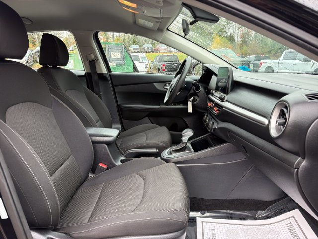 Used 2021 Kia Forte LXS FWD image 25