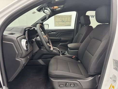 New 2025 Chevrolet Colorado LT w/ Advanced Trailering Package image 24