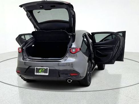 Used 2025 MAZDA MAZDA3 s Sport FWD image 18