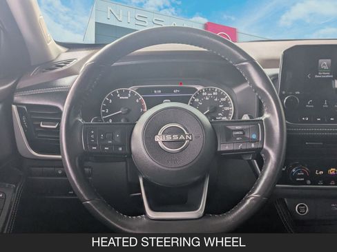 Used 2023 Nissan Rogue SL w/ SL Premium Package image 16