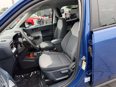 Certified 2023 Ford Maverick XLT FWD image 12