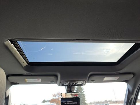 Used 2021 GMC Sierra 3500 Denali w/ Denali Ultimate Package image 10