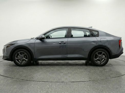 Used 2025 Kia K4 LXS image 5