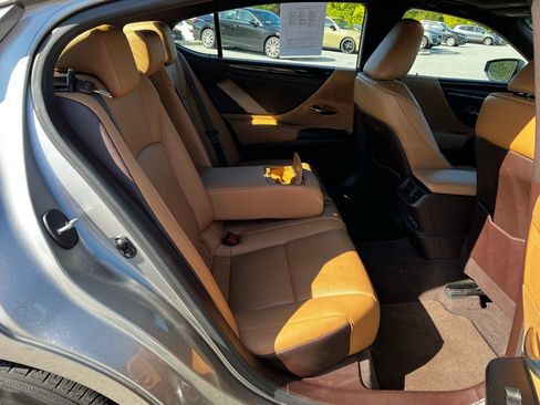 Used 2021 Lexus ES 350 w/ Premium Package image 37