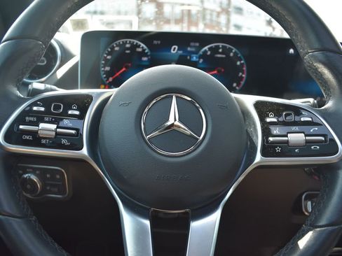 Used 2021 Mercedes-Benz GLA 250 4MATIC image 15