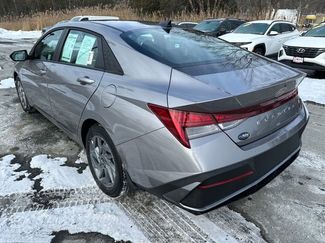 Certified 2025 Hyundai Elantra Blue video 3