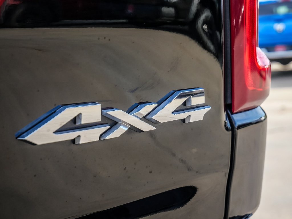 Used 2025 RAM 1500 Big Horn AWD/4WD image 13