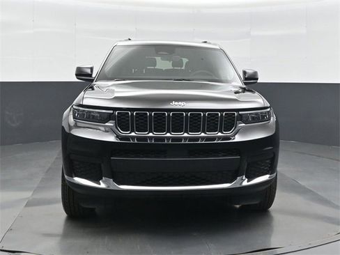 New 2025 Jeep Grand Cherokee L Laredo w/ Luxury Tech Group I image 9