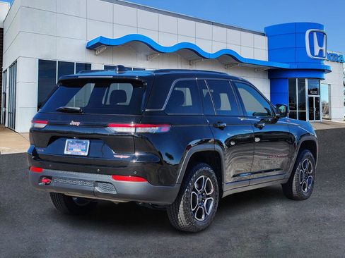 Used 2022 Jeep Grand Cherokee Trailhawk image 5