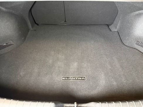Used 2024 Hyundai Elantra SEL w/ Convenience Package FWD image 24