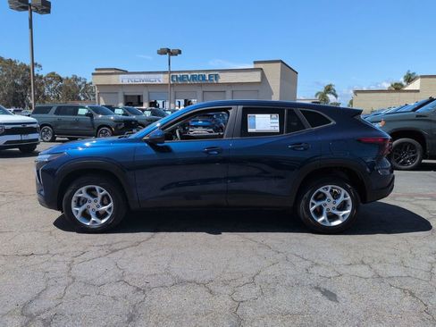 Used 2024 Chevrolet Trax LS w/ LS Convenience Package FWD image 5
