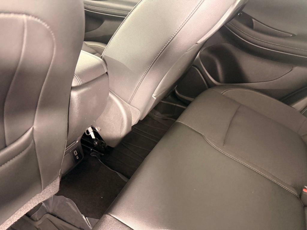 Used 2023 Buick Encore GX Preferred w/ Cold Weather Comfort Package AWD/4WD image 22