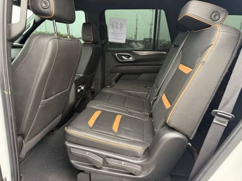 Used 2022 GMC Yukon AT4 w/ Technology Package AWD/4WD image 16