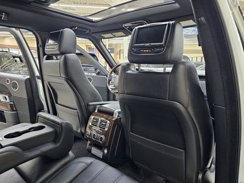 Used 2017 Land Rover Range Rover HSE AWD/4WD image 25