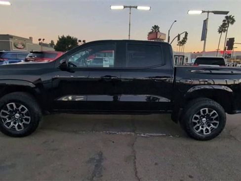Used 2023 Chevrolet Colorado Z71 w/ Safety Package image 5