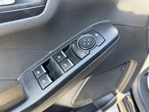 Used 2025 Ford Escape ST-Line image 12
