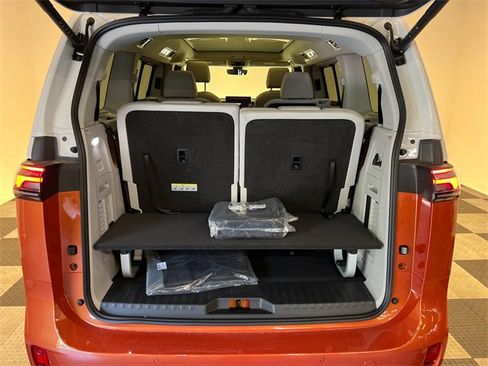 New 2025 Volkswagen ID. Buzz Pro S Plus image 5