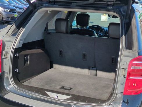 Certified 2017 Chevrolet Equinox Premier w/ Enhanced Convenience Package image 24