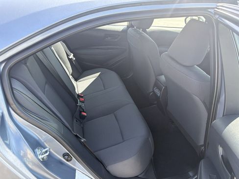 Used 2025 Toyota Corolla LE image 25