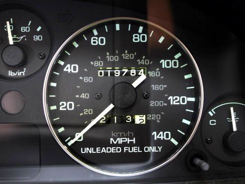 Used 1990 MAZDA MX-5 Miata image 28