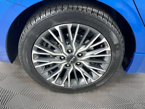 Used 2023 Kia Forte GT-Line w/ GT-Line Technology Package FWD image 32