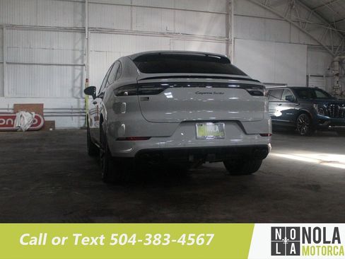 Used 2020 Porsche Cayenne Turbo image 12