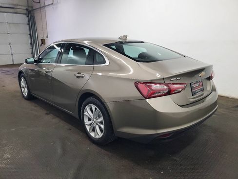 Used 2020 Chevrolet Malibu LT FWD image 5