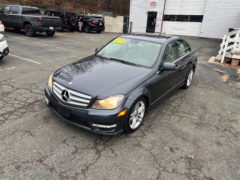 Used 2013 Mercedes-Benz C 300 4MATIC Sedan image 40