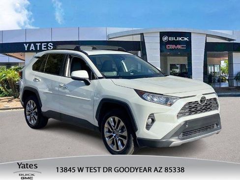 Used 2019 Toyota RAV4 Limited image 1
