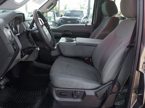 Used 2012 Ford F250 XLT w/ XLT Premium Pkg image 20