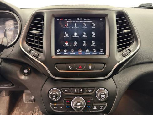 Used 2021 Jeep Cherokee Latitude Lux w/ Comfort/Convenience Group image 14