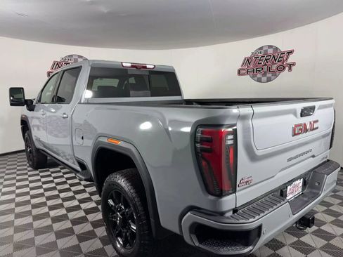 Used 2024 GMC Sierra 3500 AT4 w/ AT4 Premium Plus Package image 5