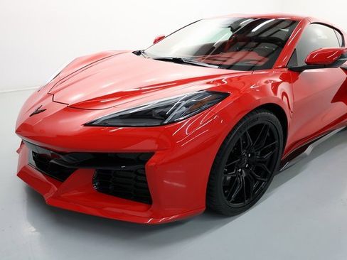 Used 2025 Chevrolet Corvette Z06 image 58