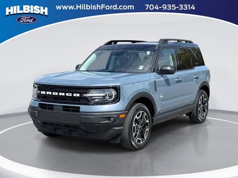 Used 2024 Ford Bronco Sport Outer Banks w/ Tech Package image 1