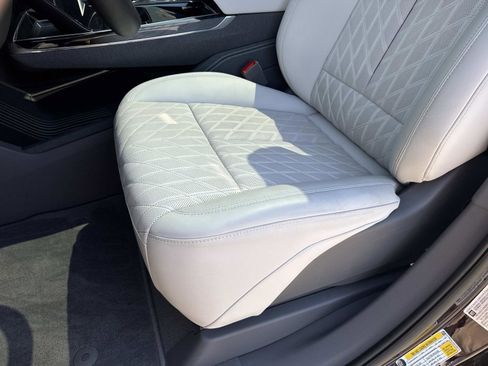 New 2025 Cadillac Escalade IQ Luxury 1 AWD/4WD image 20