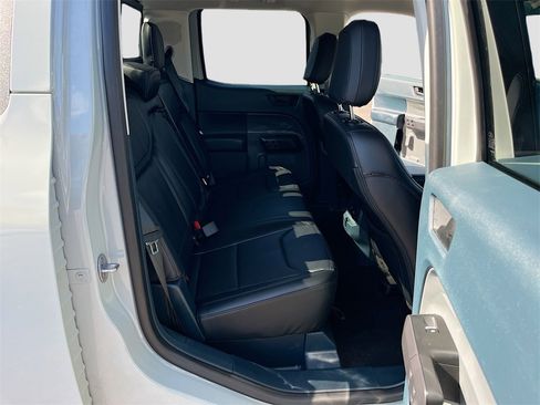 Used 2024 Ford Maverick Lariat w/ Black Appearance Package image 27