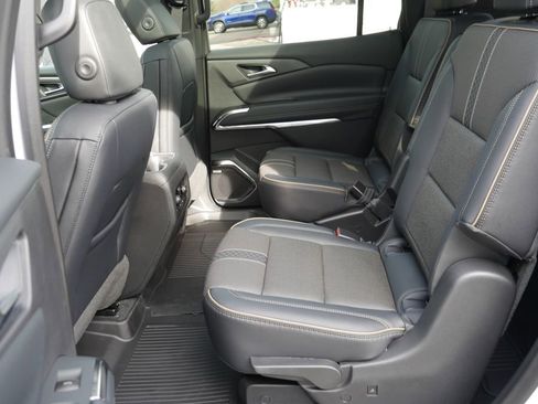 New 2026 Chevrolet Traverse High Country image 28