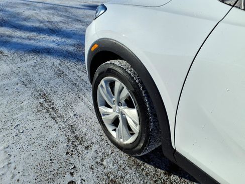 Certified 2025 Buick Encore GX Preferred image 12