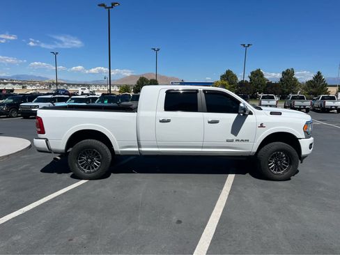 Used 2019 RAM 3500 Limited AWD/4WD image 6