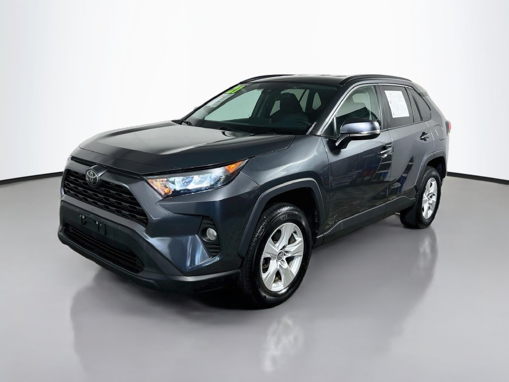 Used 2021 Toyota RAV4 XLE AWD/4WD image 7