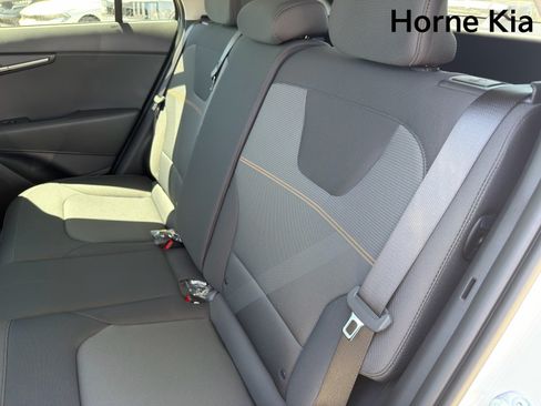 New 2026 Kia Niro LX FWD image 21