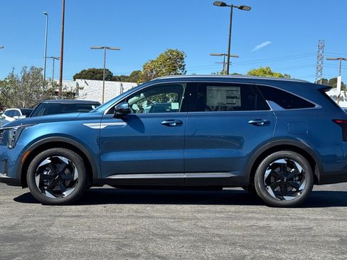 New 2026 Kia Sorento EX AWD/4WD image 7