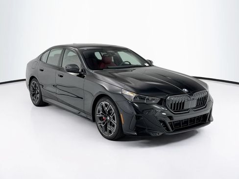 New 2027 BMW 530i w/ M Sport Package RWD image 3
