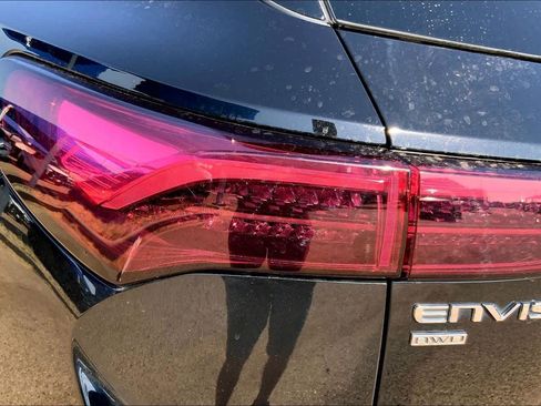 Certified 2025 Buick Envision Preferred AWD/4WD image 29
