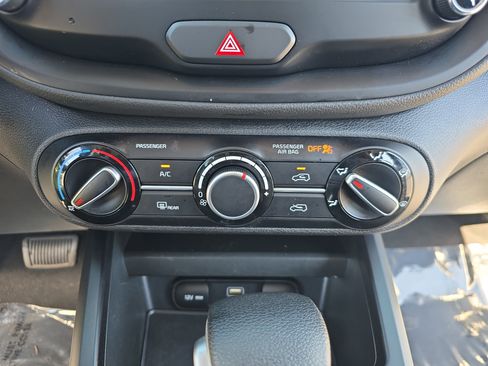 Used 2023 Kia Soul LX image 21