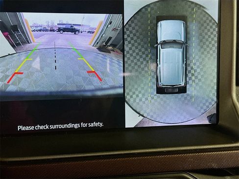 Used 2022 Ford Bronco Outer Banks image 14