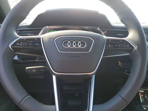 Certified 2023 Audi e-tron Premium Plus w/ Premium Plus Package image 20